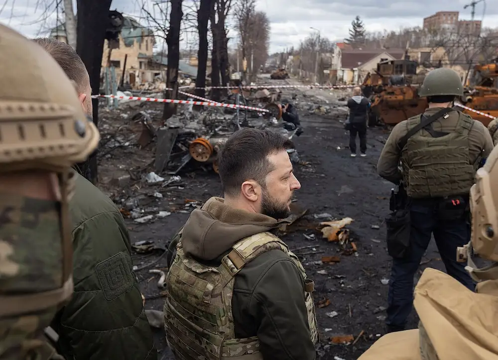 Zelensky en el campo de batalla