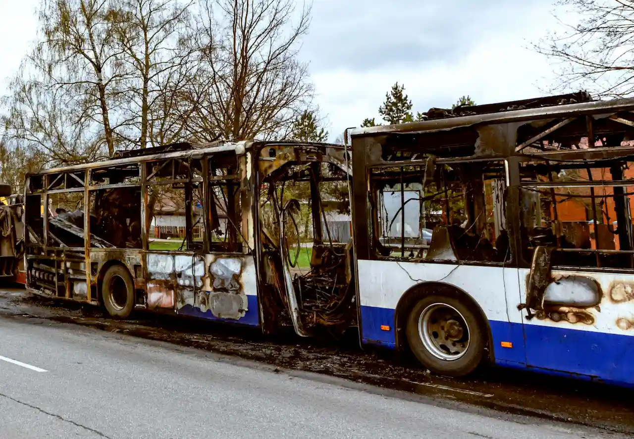 9 muertos en un autobús
