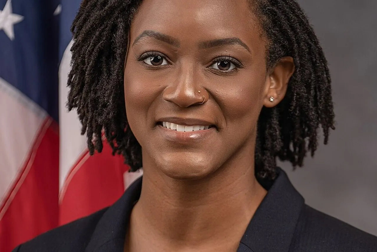 Angie Nixon