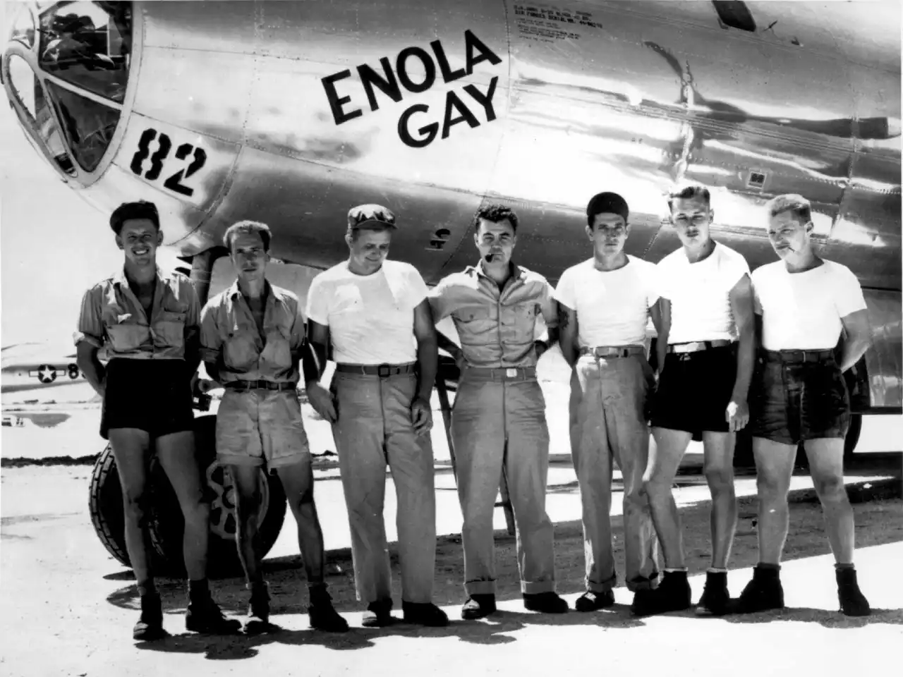 la tripulacion del Enola Gay