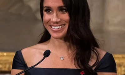 Meghan Markle con micro