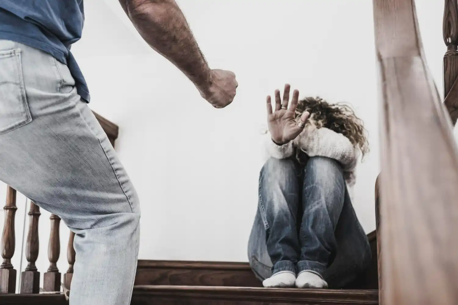 acusado de maltratar a su pareja
