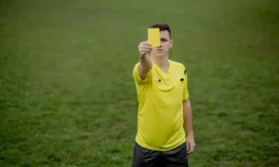 árbitro de 19 años