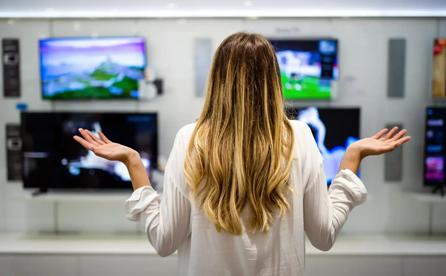 chica no sabe que tv comprar