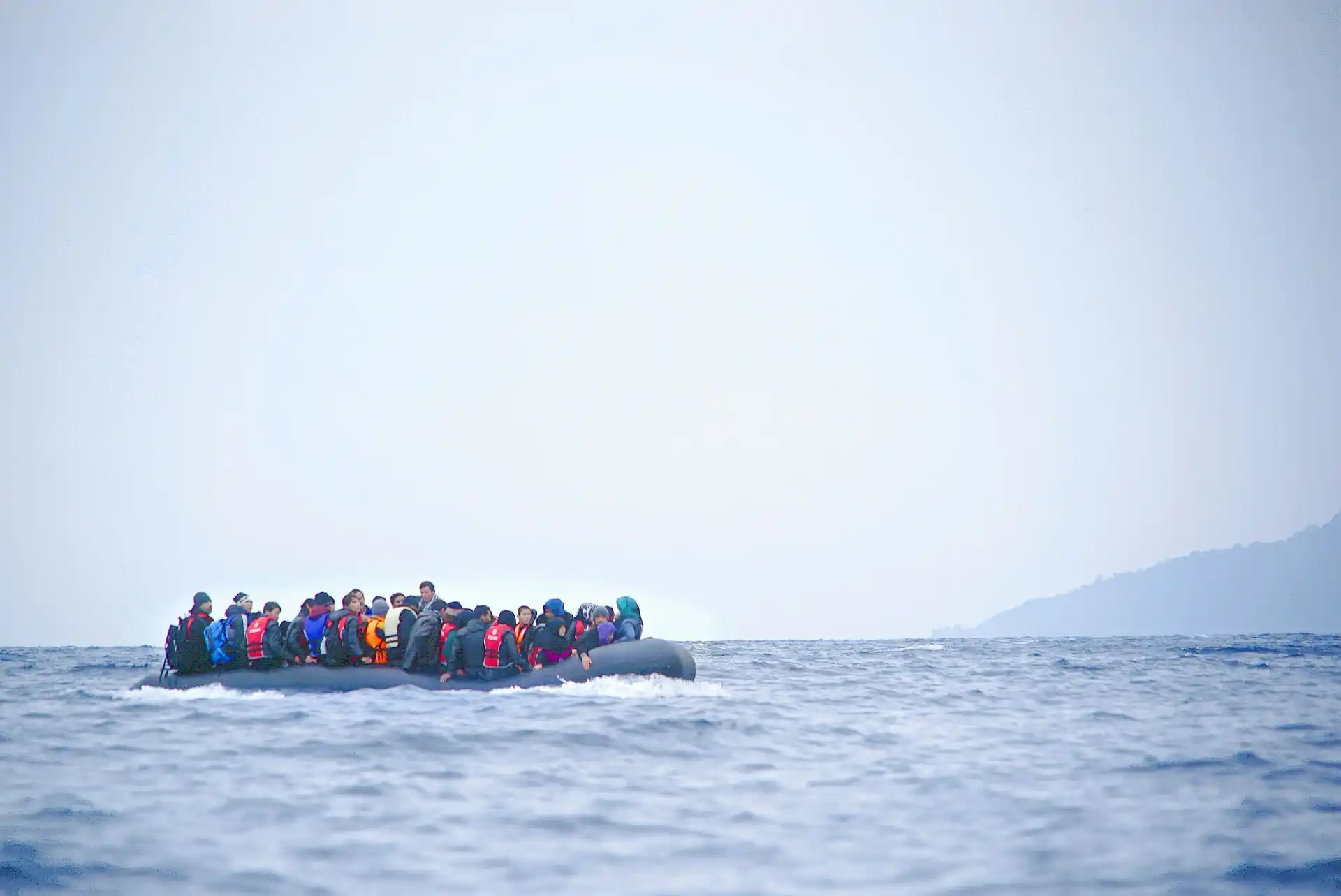 migrantes llegando a lanzarote