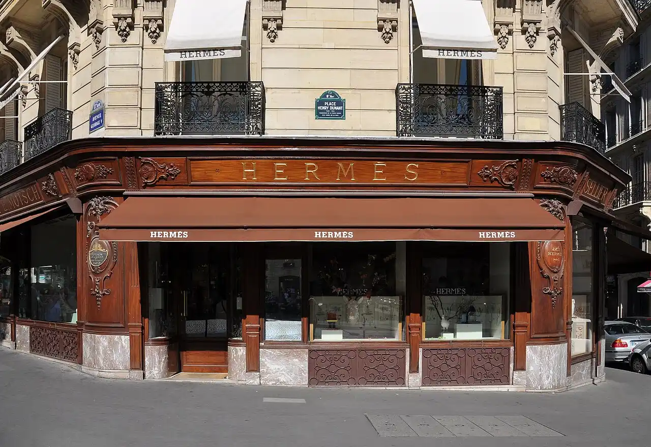 una tienda de Hermès