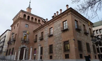 Casa_de_las_7_Chimeneas_(Madrid)_06
