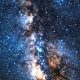 Cielo estrellado con la Vía Láctea — hallazgo CSIC azúcar interestelar