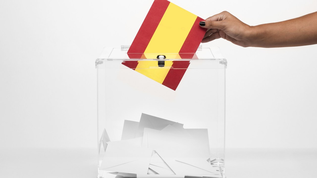 ¿Por qué 163.000 españoles de la 'ley de nietos' no podrán votar el 29-N?